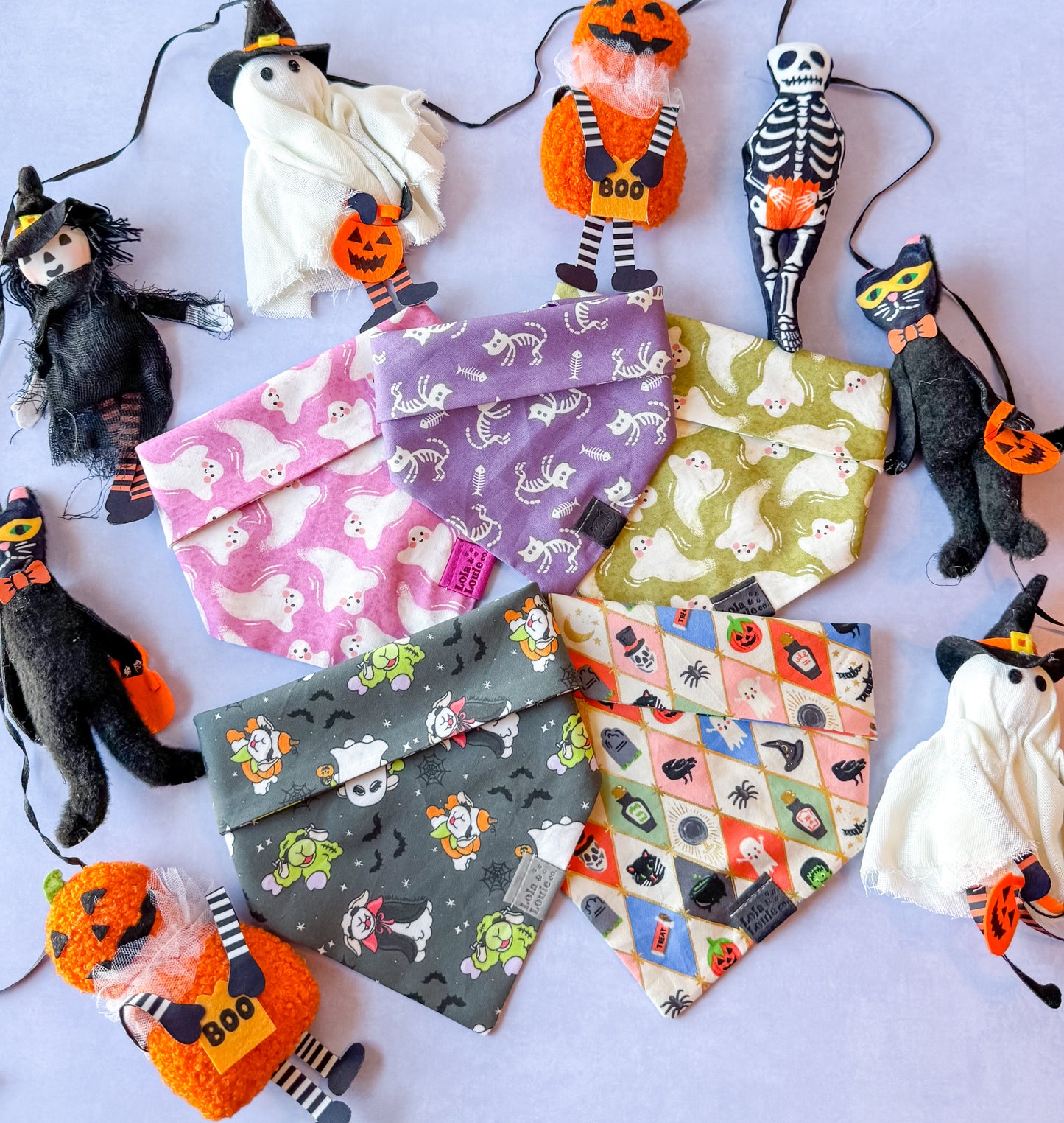 Spooky Ghosts (green)